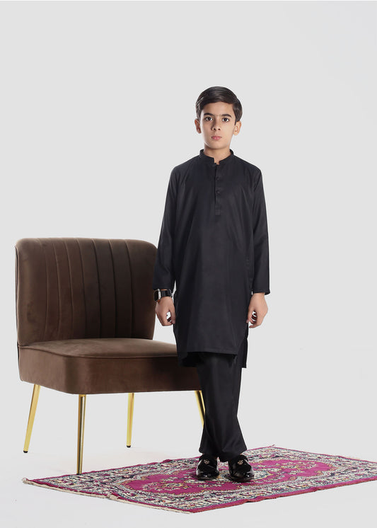"Traditional boys’ kurta and trouser set for ages 3–14, featuring a long-sleeved kurta with a straight cut and matching trousers, ideal for festive and cultural occasions."